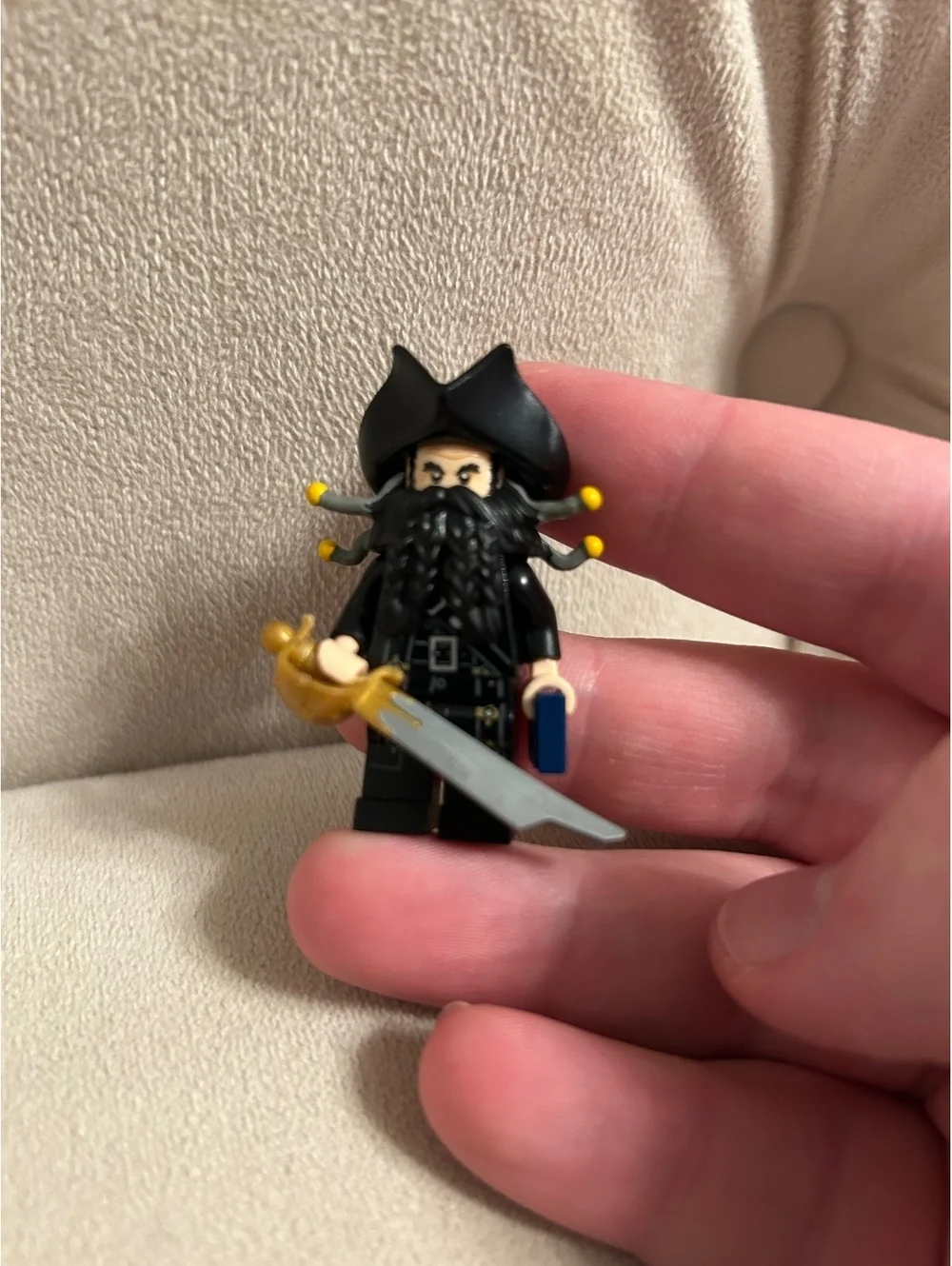 Blackbeard LEGO Minifigure